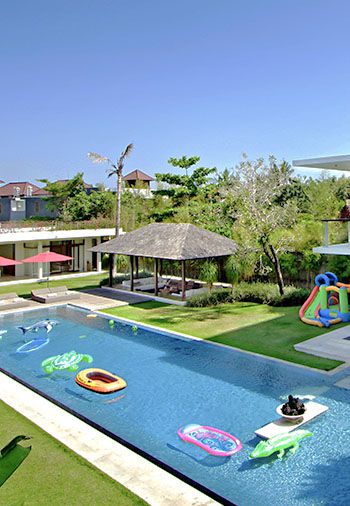 Villa Kalyani - Plenty of pool toys for the children